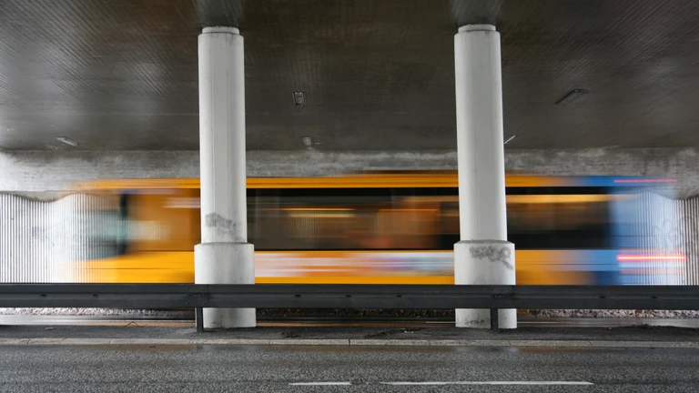 Picture of electric-bus in warp